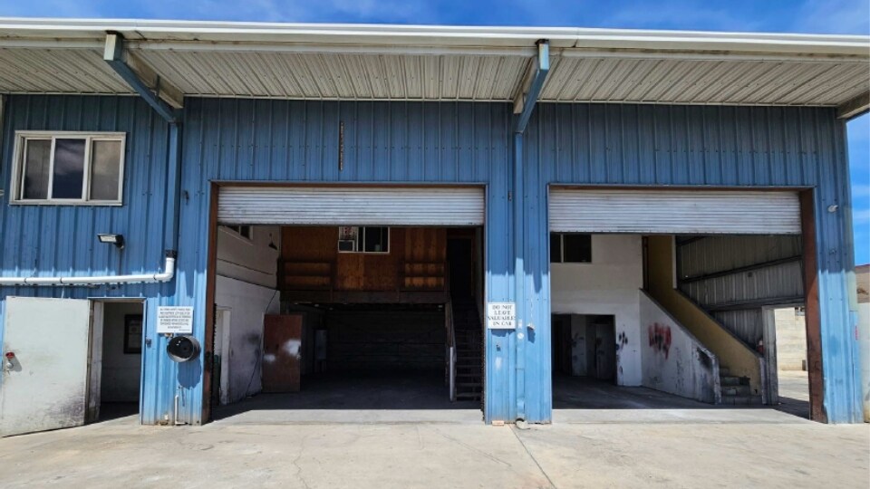 More Photos Of 1008 Ulupono St, Honolulu Warehouse For Lease