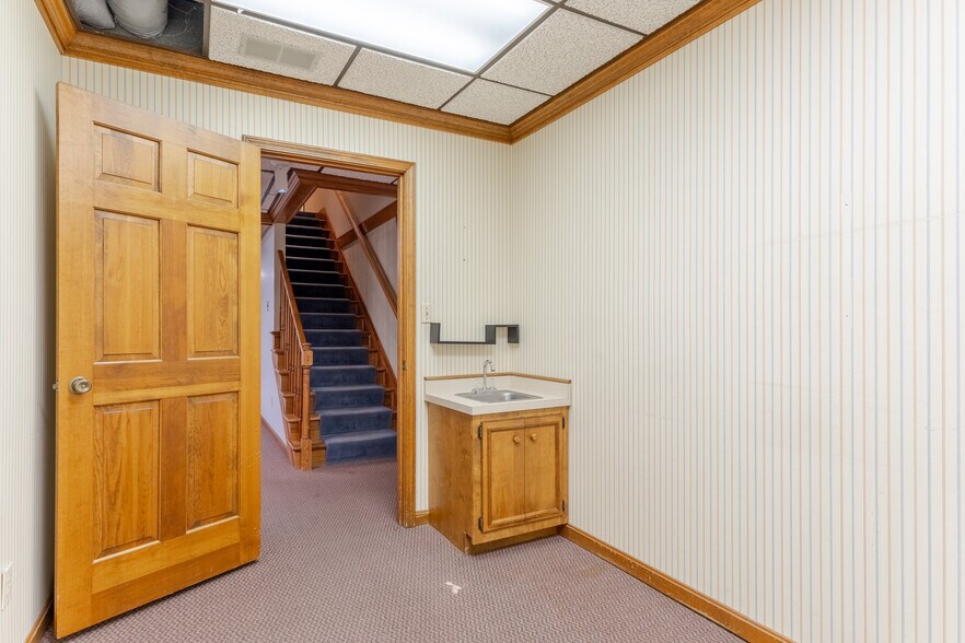 More Photos Of 2816 Veach Rd, Owensboro Medical For Sale