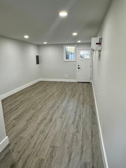 More Photos Of 1235 Pennsylvania Ave SE, Washington Storefront Retail Office For Lease