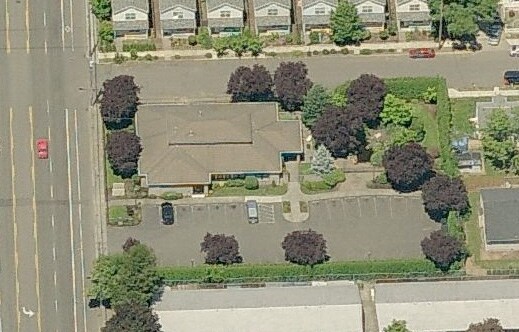 More Photos Of 1952 SE 122nd Ave, Portland Office For Sale