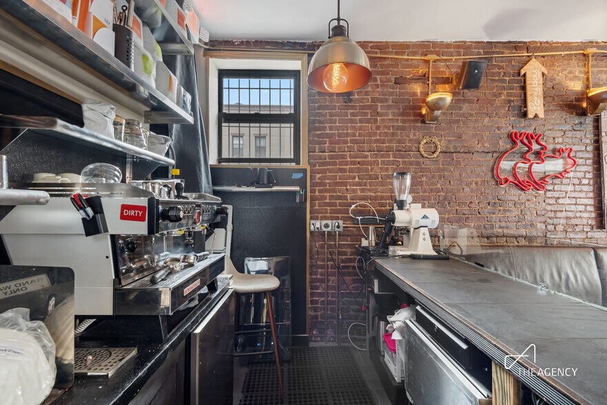 More Photos Of 623 Manhattan Ave, Brooklyn General Retail For Sale