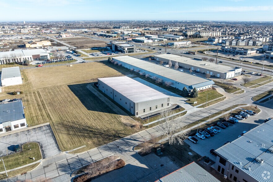 More Photos Of 1035 SE Frontier Ave, Waukee Industrial For Lease