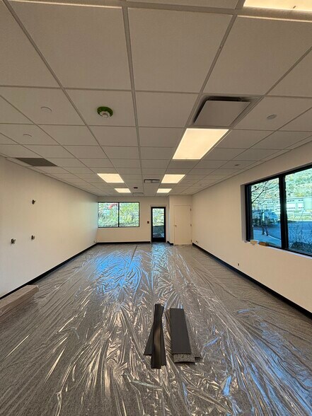 More Photos Of 201 Centennial St, Glenwood Springs Office Residential For Lease