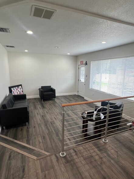 More Photos Of 2424 Sunset Point Rd, Clearwater Medical For Lease