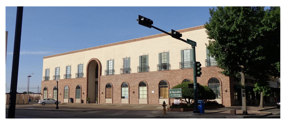 Primary Photo Of 600 Austin Ave, Waco Office For Lease