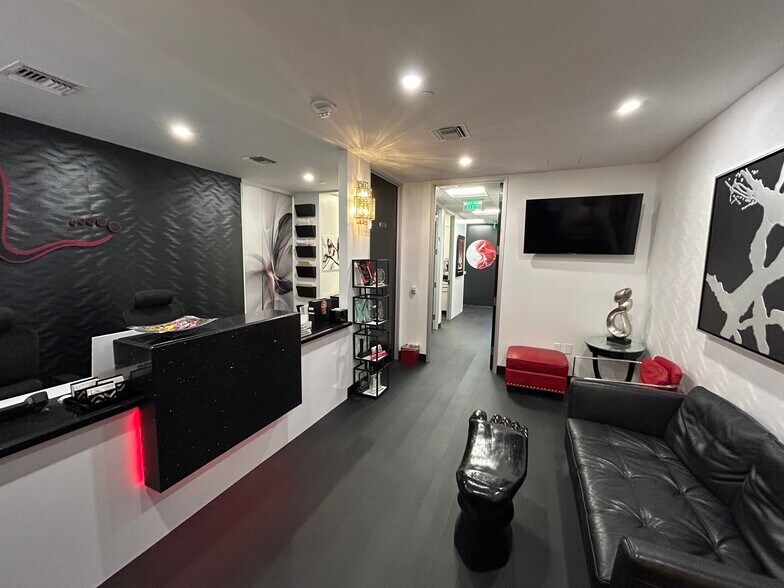 More Photos Of 9100 Wilshire Blvd, Beverly Hills Office For Lease