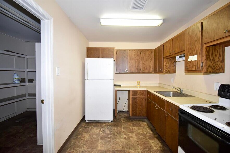 More Photos Of 205 Bellvue St, Jackson Warehouse For Lease