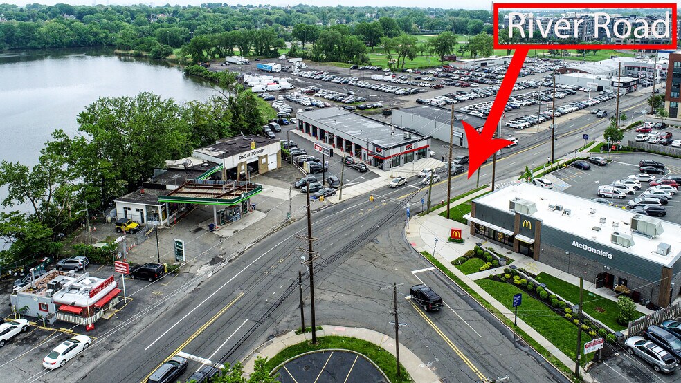 More Photos Of 354 State St, Hackensack Medical For Sale