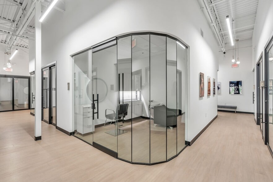 More Photos Of 2610 Tpc Pky, San Antonio Storefront For Lease