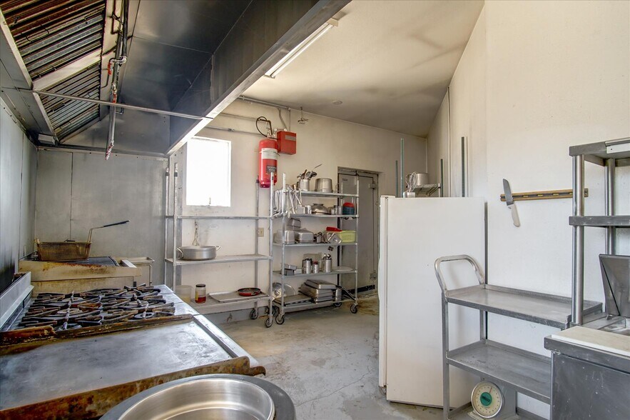 More Photos Of 70226 Jolon Rd, Bradley Restaurant For Sale