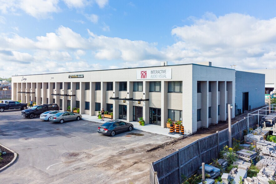 More Photos Of 5459 Canotek Rd, Gloucester Light Manufacturing For Sale