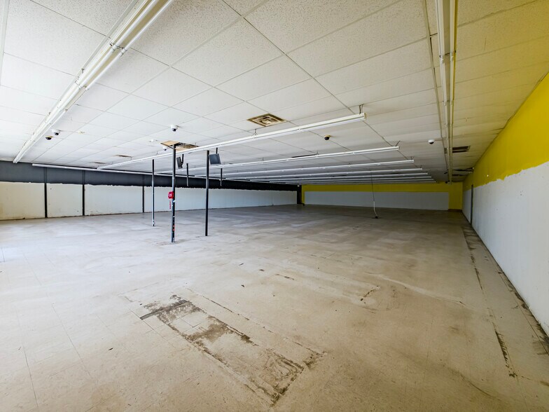 More Photos Of 1619 Tift Ave N, Tifton Freestanding For Sale