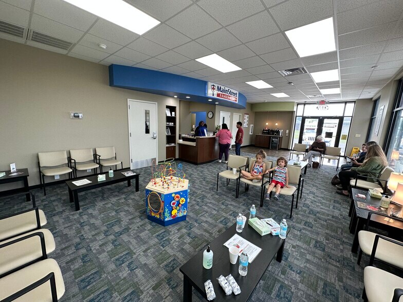 More Photos Of 1702 Ohio Ave N, Live Oak Medical For Sale