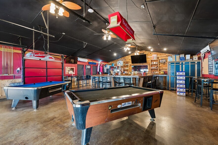 More Photos Of 8848 Soldier Creek Rd, Kingston Hotel For Sale