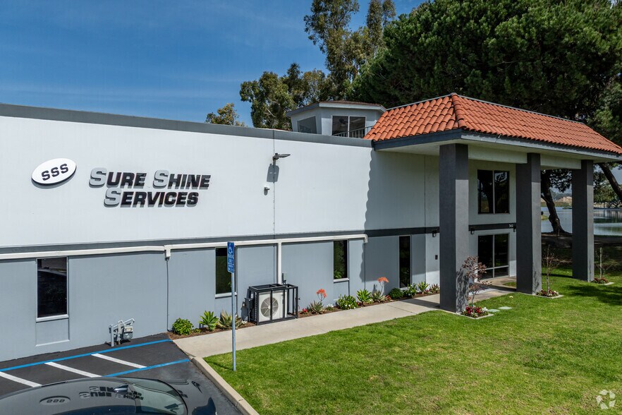 More Photos Of 3409 E Miraloma Ave, Anaheim Warehouse For Sale