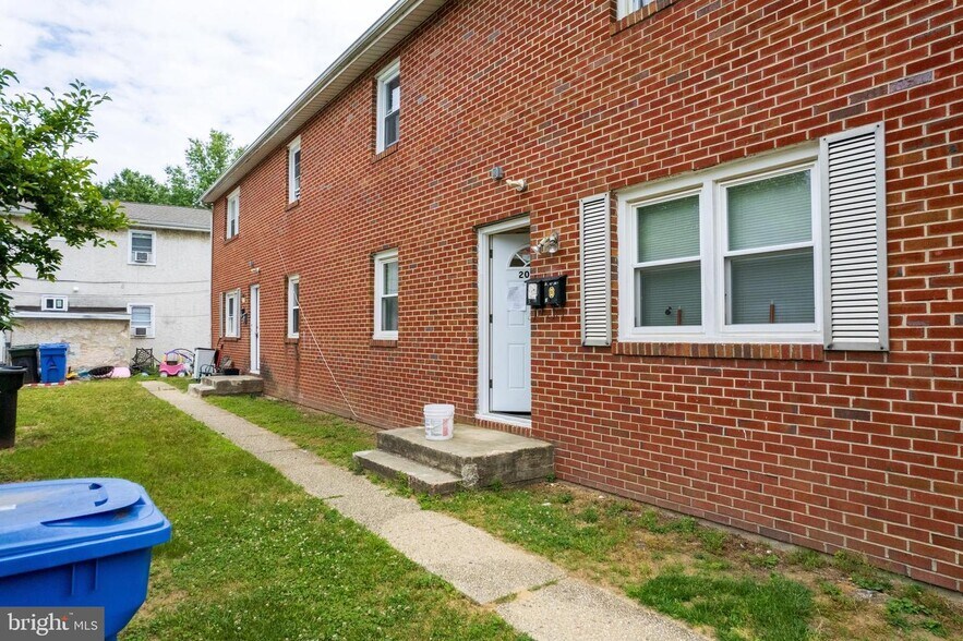 More Photos Of 203 Princeton Ave, National Park Apartments For Sale