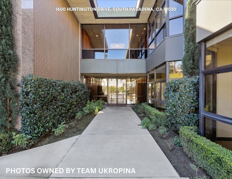 More Photos Of 1810-1812 S Fair Oaks Ave, South Pasadena Office For Sale