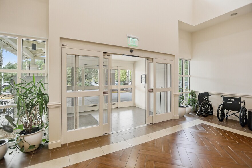 More Photos Of 75 Baylor Dr, Bluffton Medical For Lease