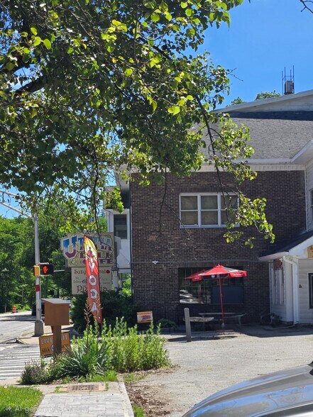 More Photos Of 355 Warwick Tpke, Hewitt Storefront Retail Residential For Sale
