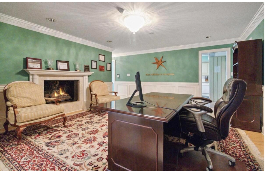 More Photos Of 853 E 4th St, London Office For Lease