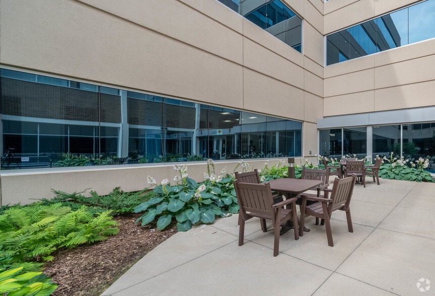 More Photos Of 6565 S France Ave, Edina Medical For Lease