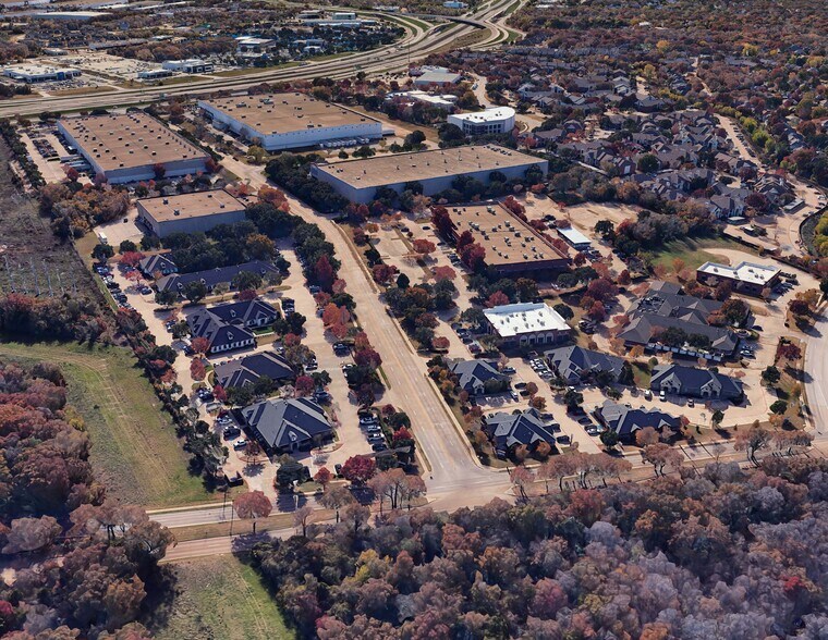 More Photos Of 2563 SW Grapevine Pky, Grapevine Office For Sale