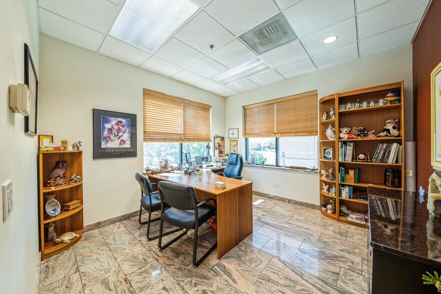 More Photos Of 598 Mitchell Rd, Glendale Heights Warehouse For Sale