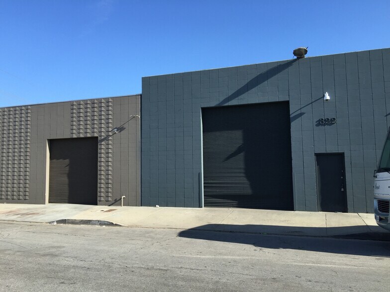 More Photos Of 322 W 131st St, Los Angeles Warehouse For Sale