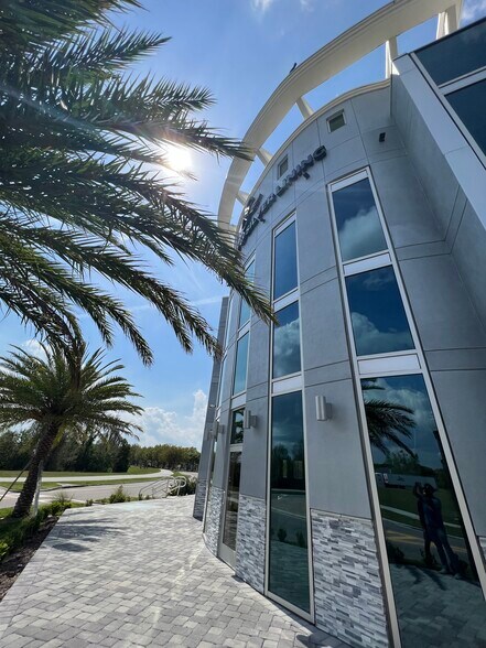 Primary Photo Of 13704 Village Lakeview Ave, Windermere, FL 34786, Windermere Medical For Lease