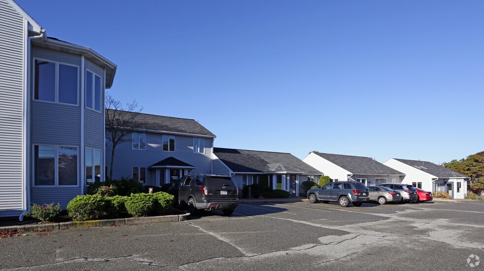 Primary Photo Of 180 State Rd, Sagamore Beach Office For Lease