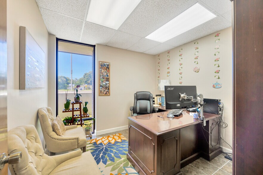 More Photos Of 13644 Walsingham Rd, Largo Medical For Sale