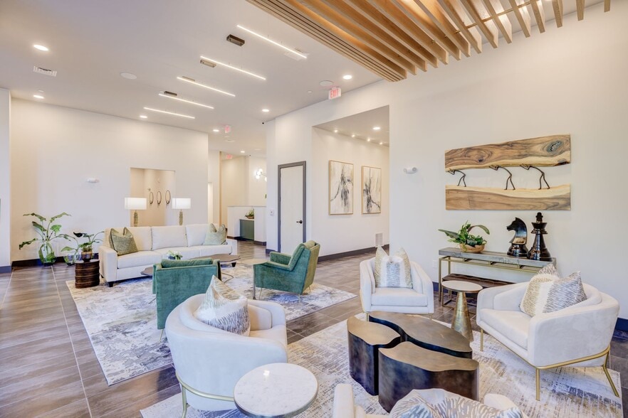 More Photos Of 352 S Walker St, Cary Apartments For Lease