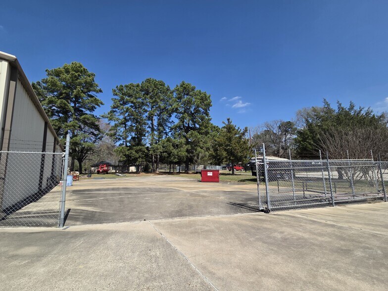 More Photos Of 1410 FM 2854 Rd, Conroe Industrial For Lease