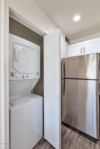 More Photos Of 6725 E Earll Dr, Scottsdale Apartments For Sale