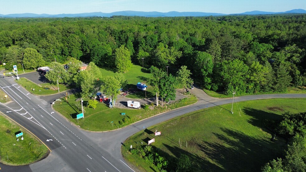 More Photos Of 18193 Lee hwy, Amissville Light Distribution For Sale