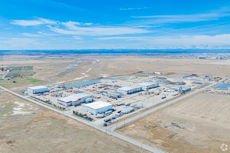 More Photos Of 233193 Range Road 283, Calgary Manufacturing For Lease