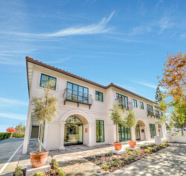 More Photos Of 634 N Santa Cruz Ave, Los Gatos Medical For Lease