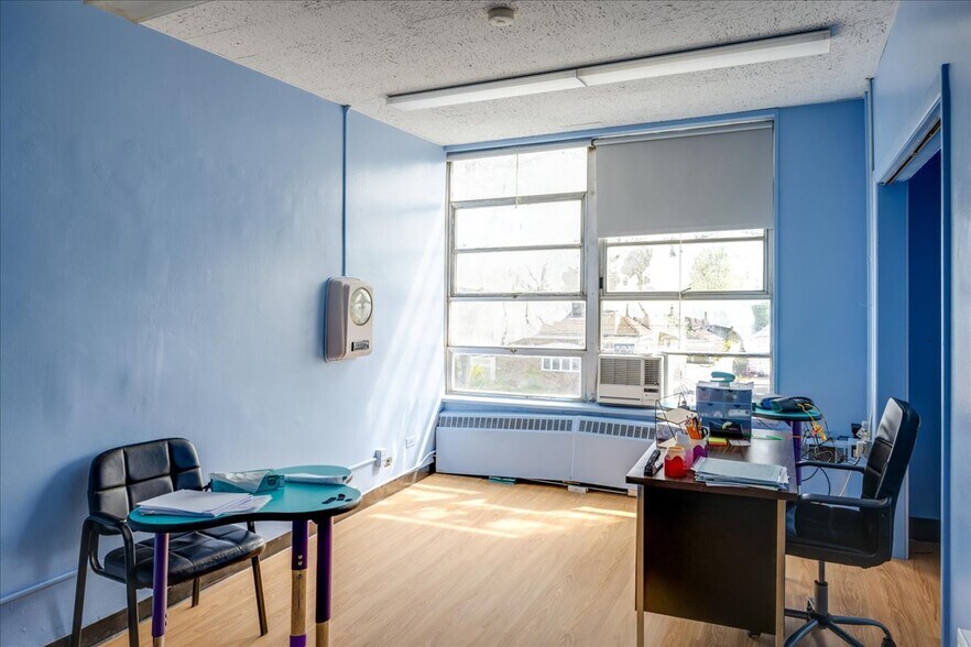 More Photos Of 16711 73rd Ave, Fresh Meadows Religious Facility For Lease