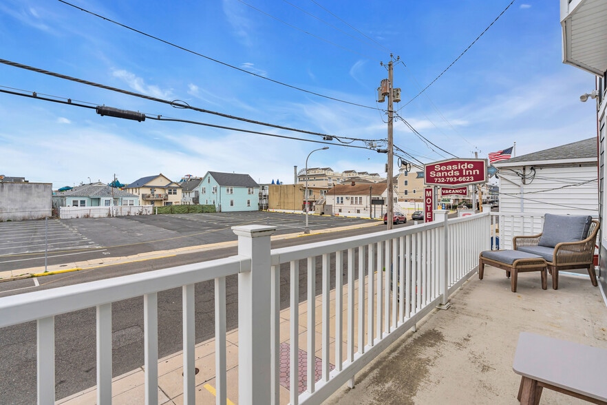 More Photos Of 61 Sumner Ave, Seaside Heights Hotel For Sale