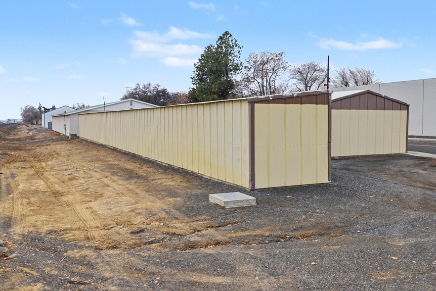 More Photos Of 328 SW Alder St, Ephrata Self Storage For Sale