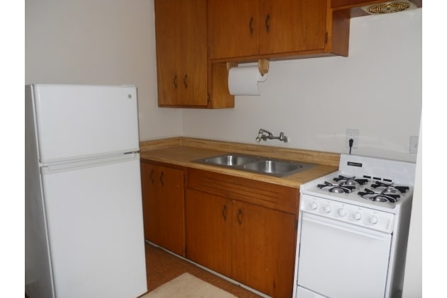 More Photos Of 1222 Sierra Blvd, South Lake Tahoe Apartments For Sale