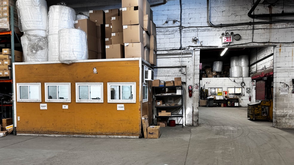 More Photos Of 744 Clinton St, Brooklyn Warehouse For Lease