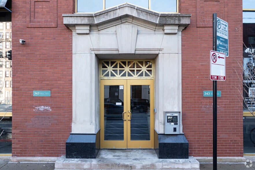 More Photos Of 343 W Erie St, Chicago Office For Lease
