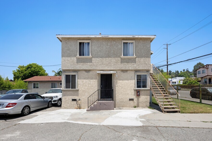 More Photos Of 1223 N Avenue 56, Los Angeles Apartments For Sale