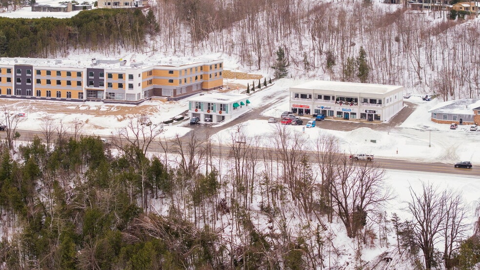 More Photos Of 2569 Charlevoix Rd, Petoskey Restaurant For Sale