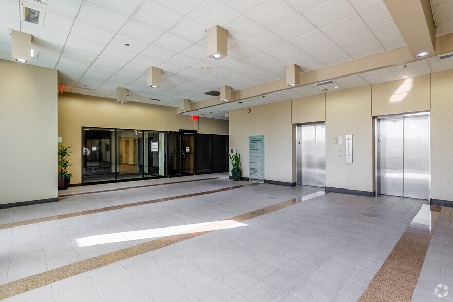 More Photos Of 909 S Meridian Ave, Oklahoma City Office For Lease