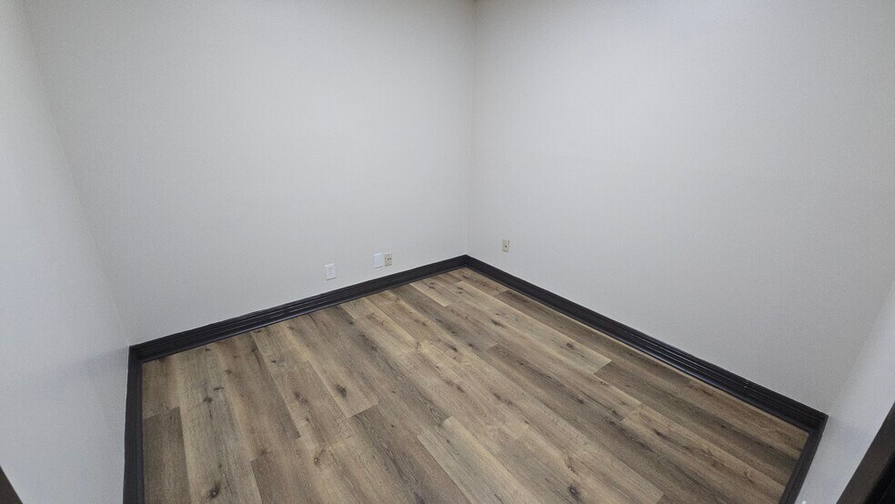 More Photos Of 3409 Spencer Hwy, Pasadena Office For Lease