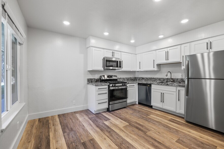 More Photos Of 1160 Bowers Ave, South Lake Tahoe Apartments For Sale