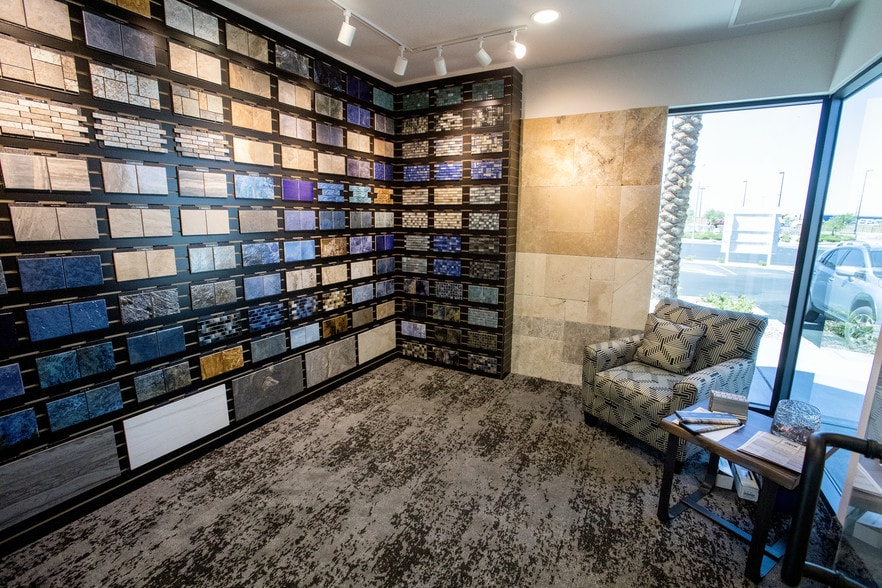 More Photos Of 6445 W Sunset Rd, Las Vegas Warehouse For Lease