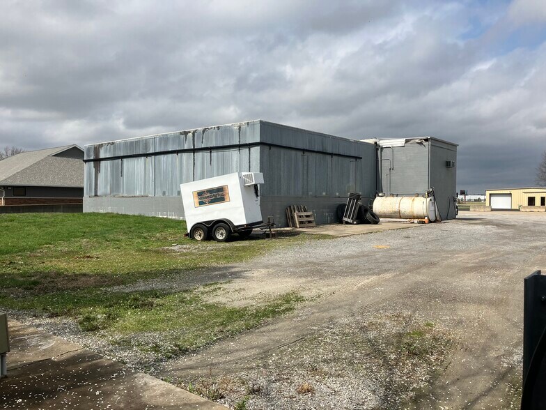 More Photos Of 3307 Water Tower Rd, Marion Refrigeration Cold Storage For Sale